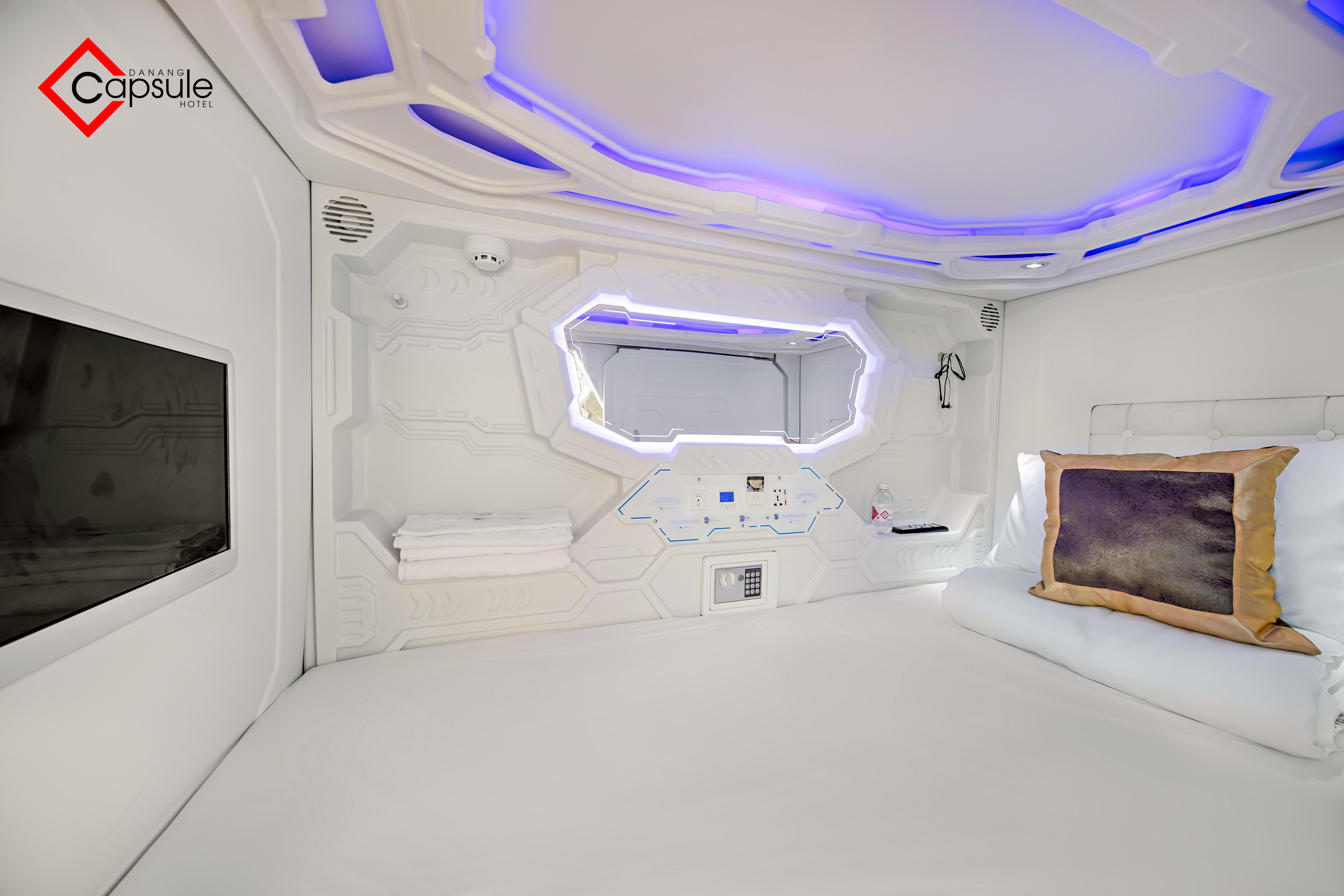 Ancyra Capsule Hotel - Backpackers Paradise & Rooftop Bar Đà Nẵng Extérieur photo